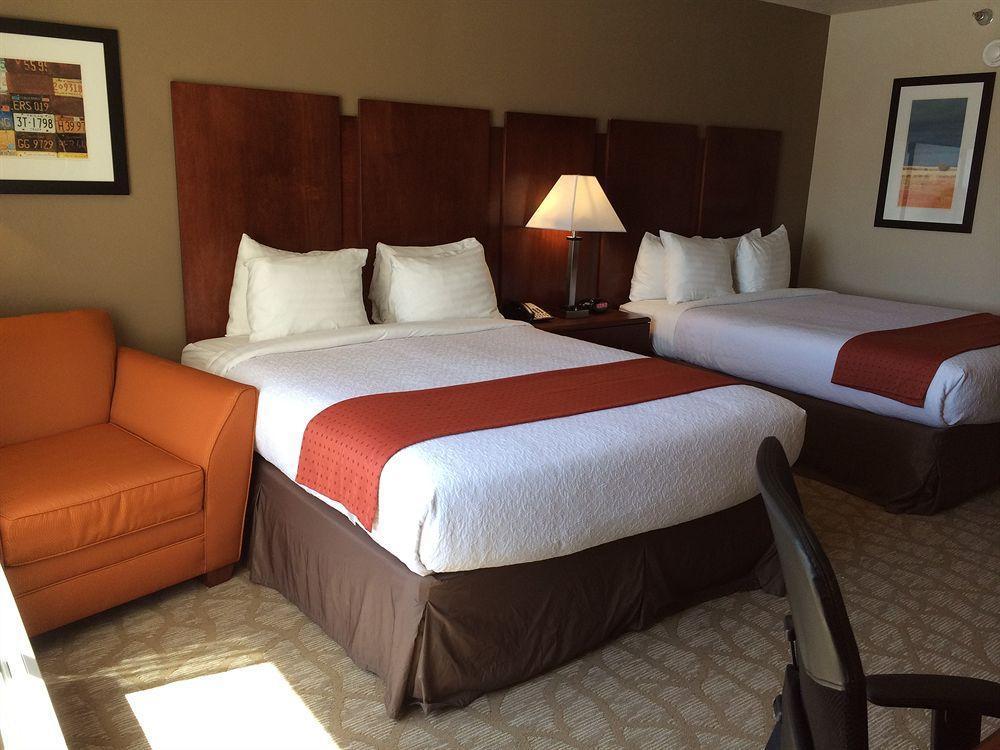 Hotel By Ihg 3*