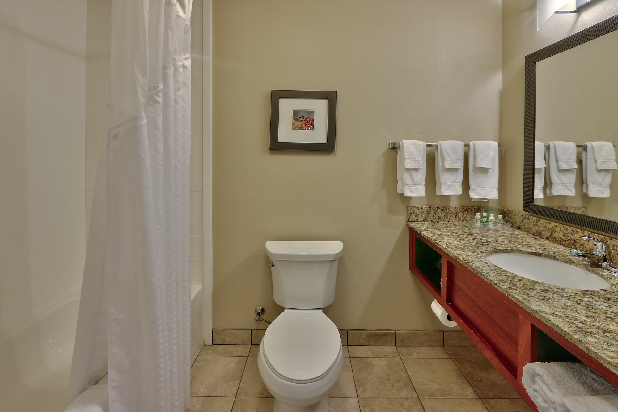 By Ihg 3* Roswell