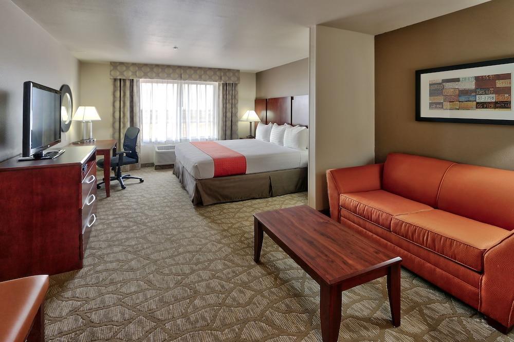 Hotel By Ihg 3*