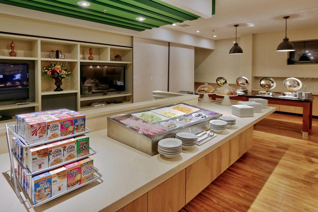 Hotel By Ihg