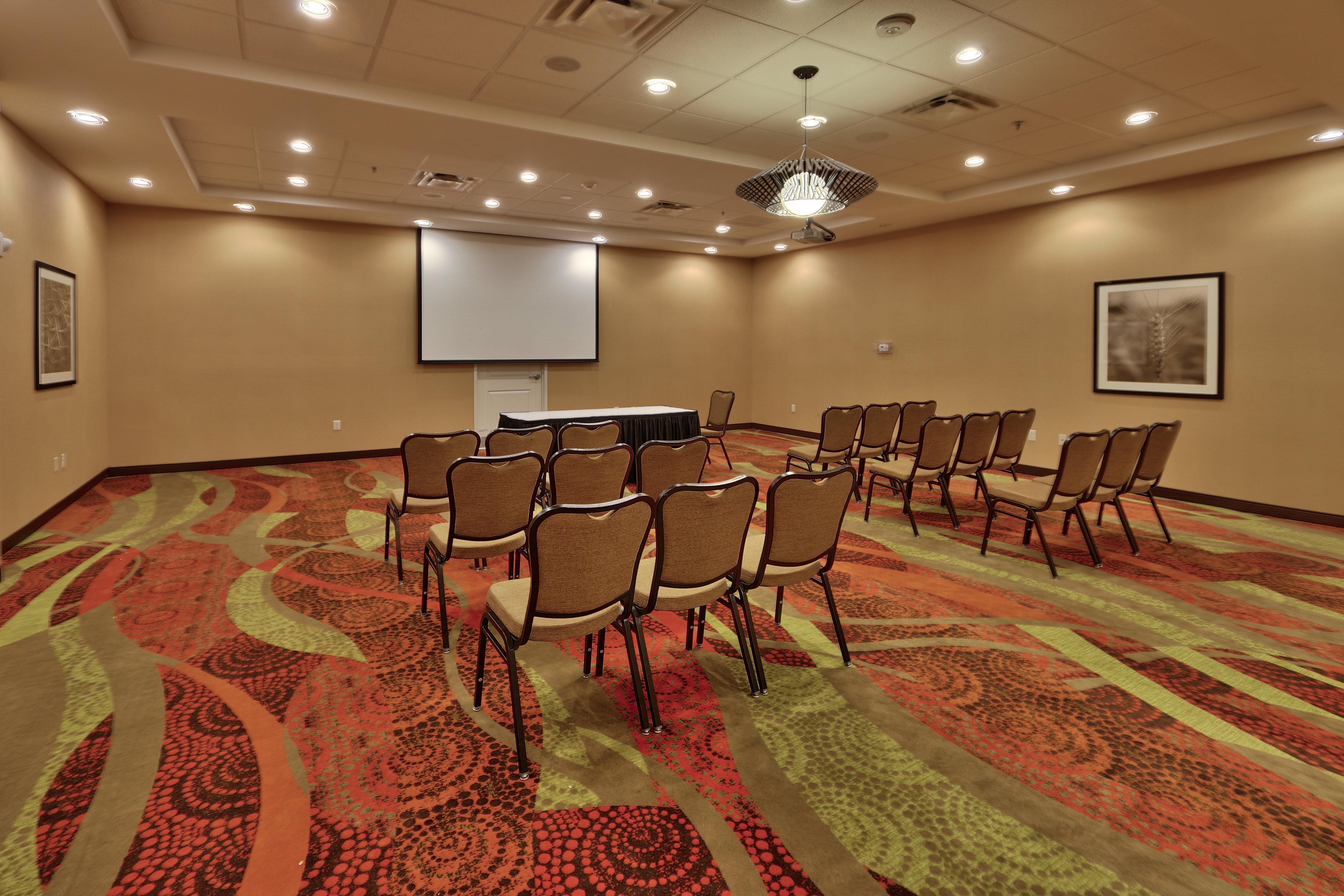 By Ihg 3* Roswell
