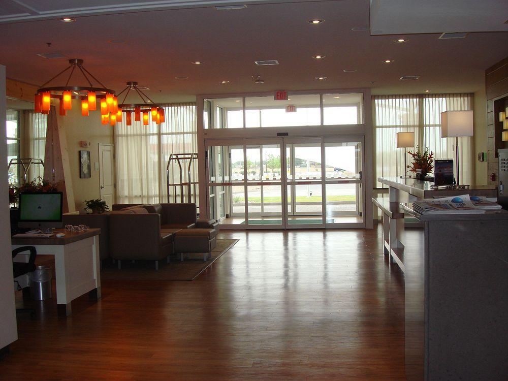 By Ihg